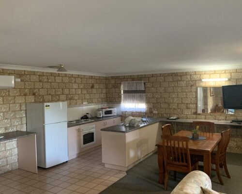 Bourke-Accommodation-Executive-Family-Suite (19)