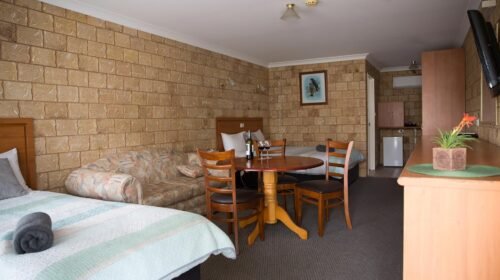 Bourke-Accommodation-Executive-Motel-Suite (79)